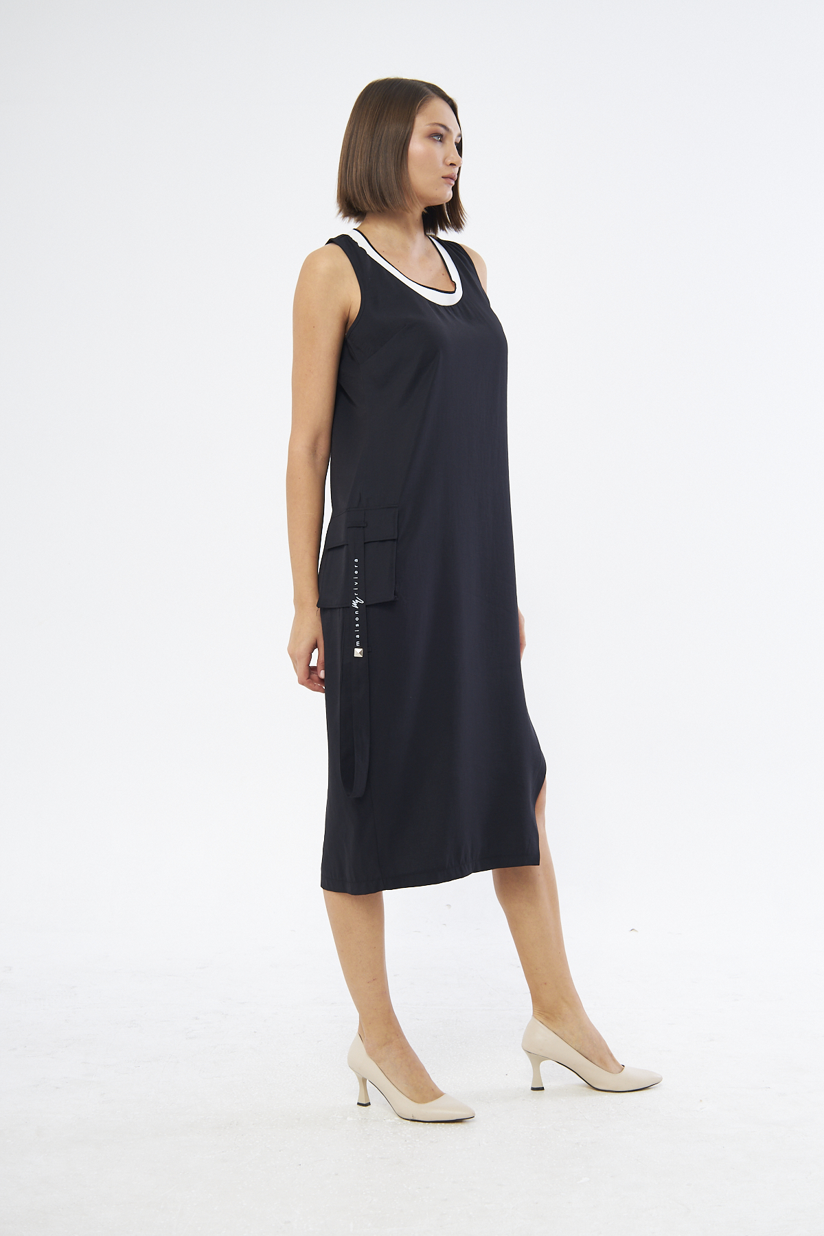 Ronaldy Bisiklet Yaka Diz Altı Sıfır Kol Regular Fit Siyah Renk Elbise