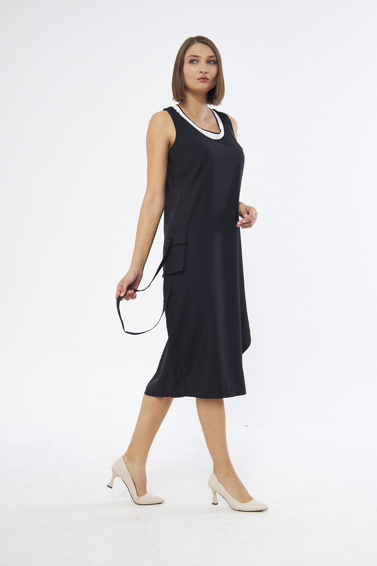 Ronaldy Bisiklet Yaka Diz Altı Sıfır Kol Regular Fit Siyah Renk Elbise