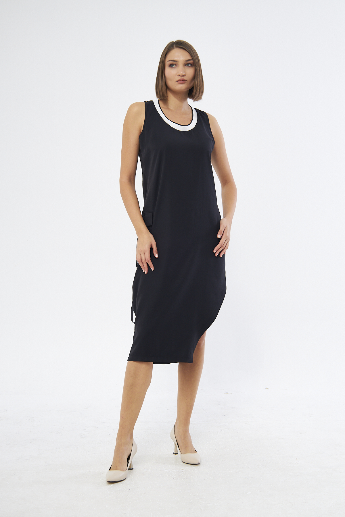 Ronaldy Bisiklet Yaka Diz Altı Sıfır Kol Regular Fit Siyah Renk Elbise