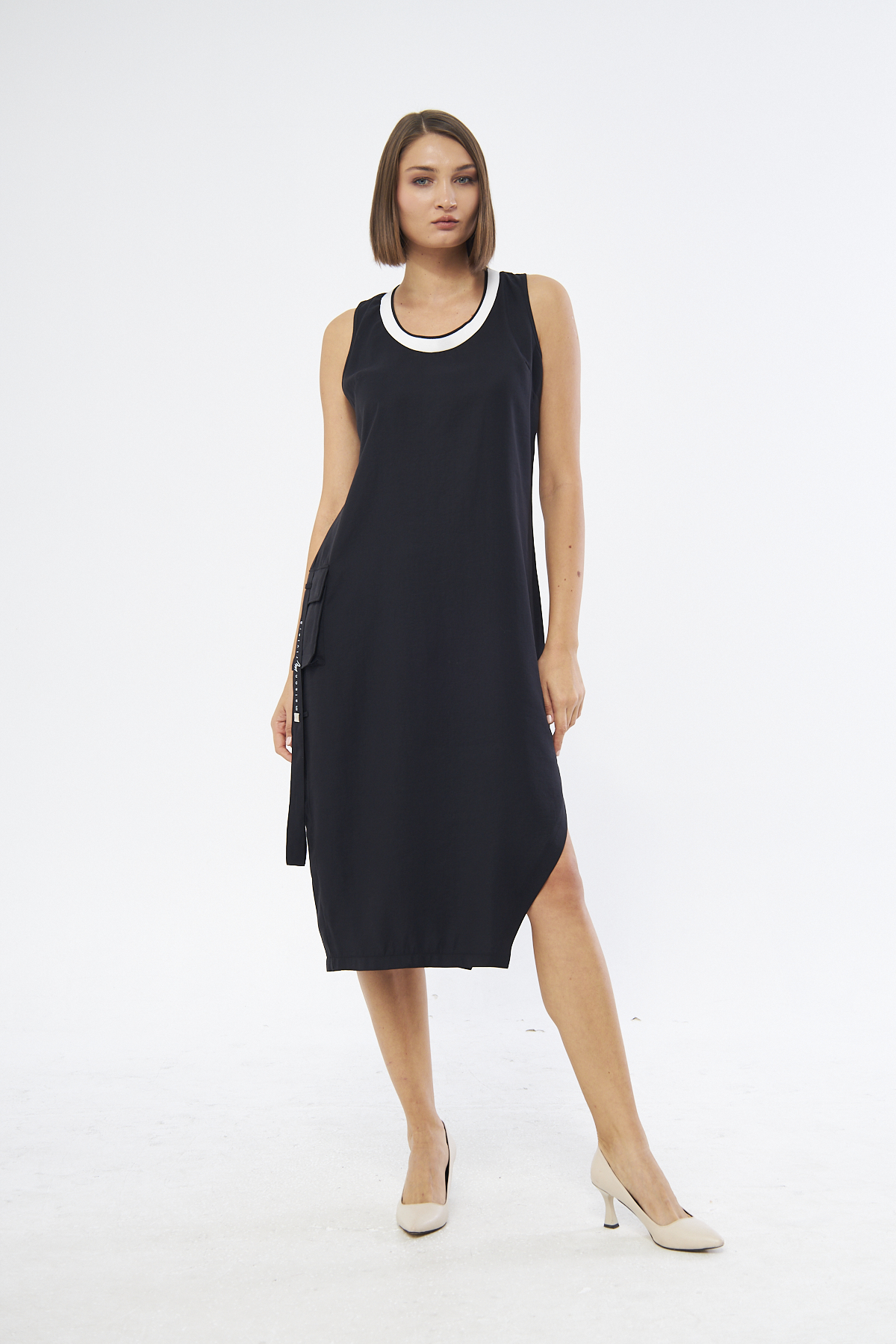 Ronaldy Bisiklet Yaka Diz Altı Sıfır Kol Regular Fit Siyah Renk Elbise