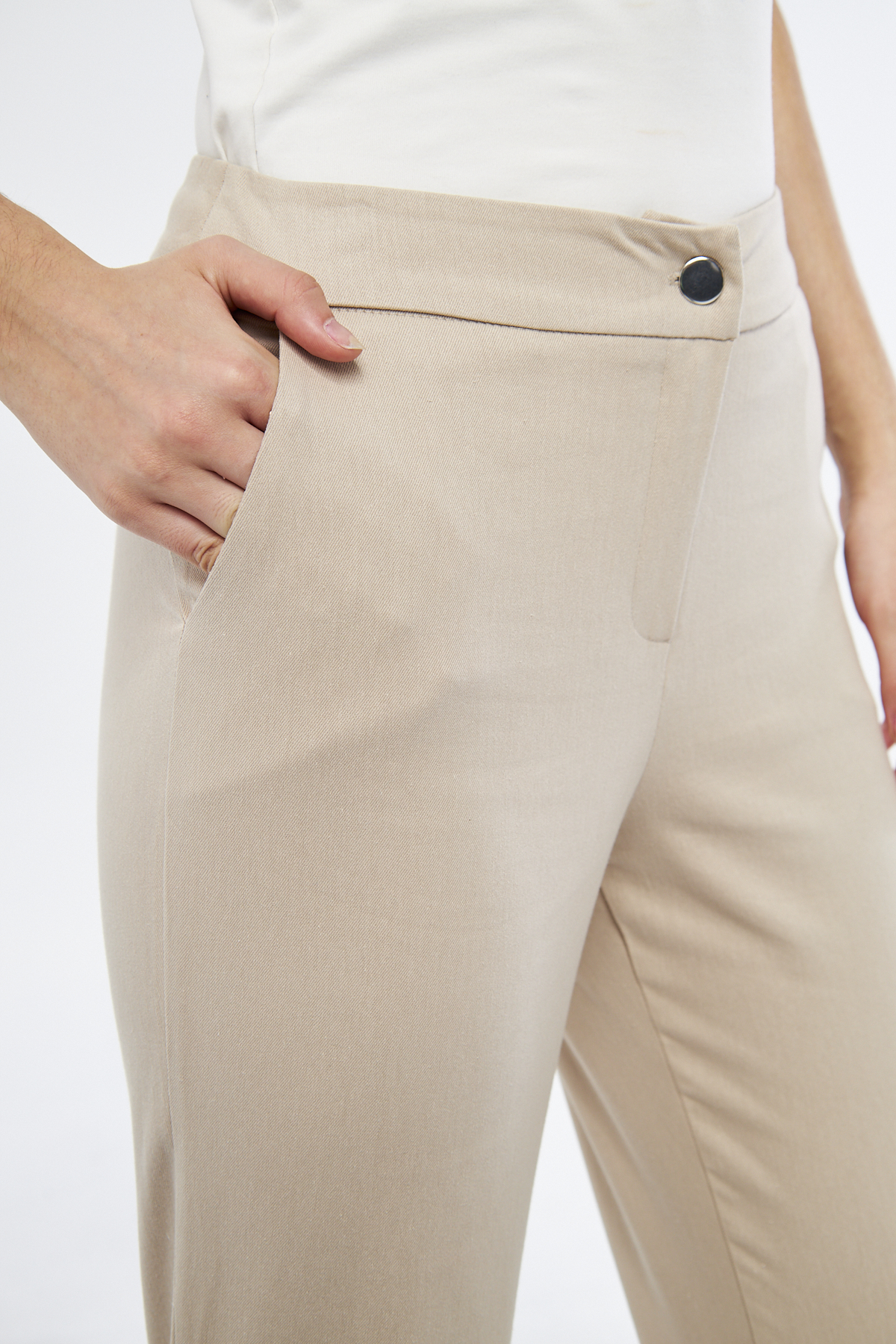 Varadero Boru Paça Bilek Boy Regular Fit Bej Renk Kadın Pantolon