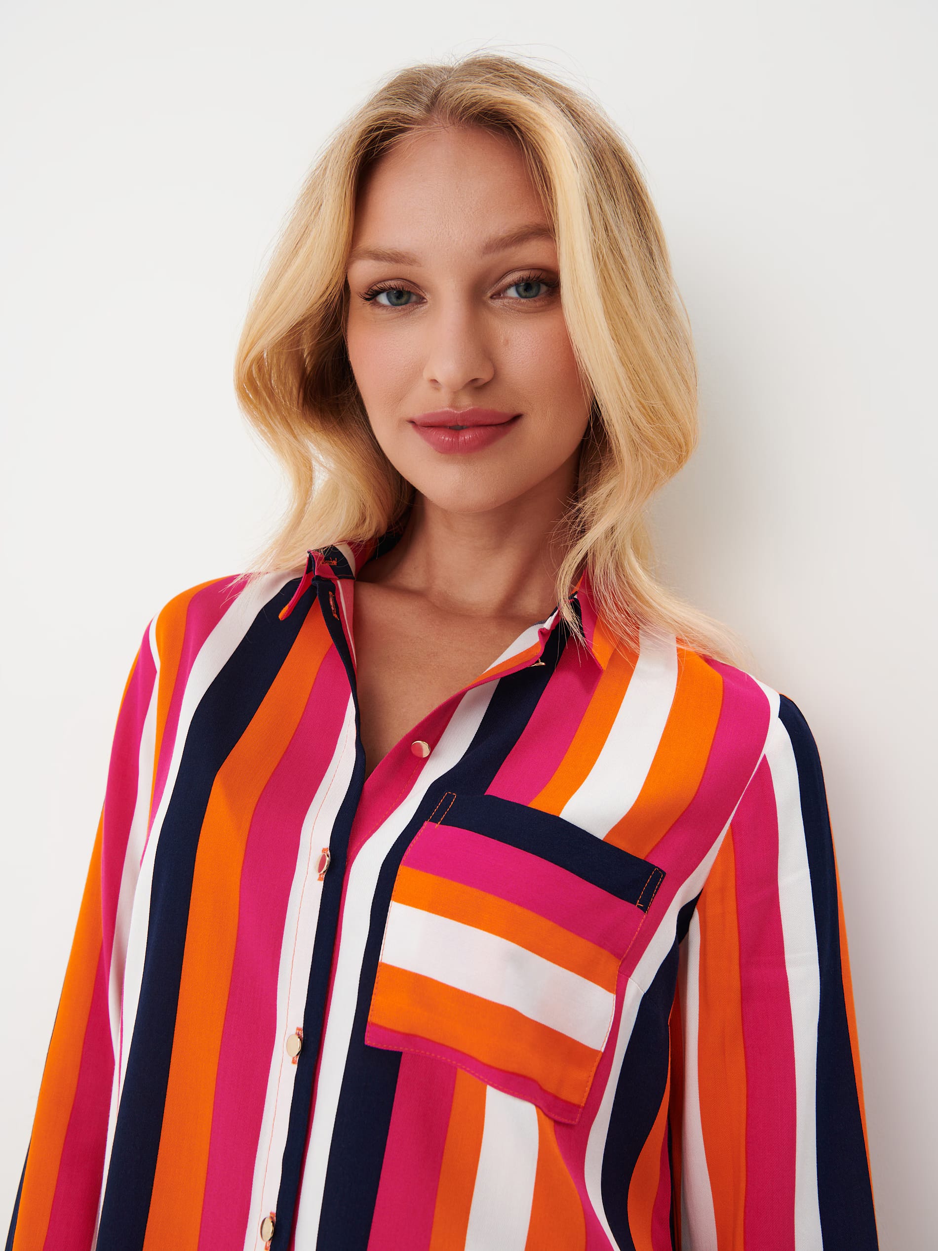 Ata Gömlek Yaka Çizgili Desenli Standart Boy Regular Fit Çok Renkli Kadın Gömlek