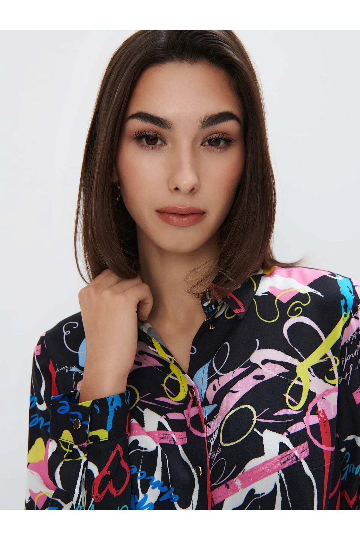 Sim Gömlek Yaka Çizgili Desenli Regular Fit Çok Renkli Kadın Gömlek